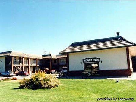 North Pointe Inn And Suites 킬로나 외부 사진