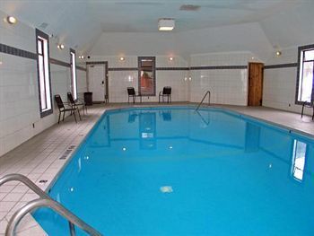North Pointe Inn And Suites 킬로나 외부 사진