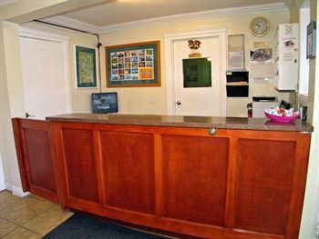 North Pointe Inn And Suites 킬로나 외부 사진